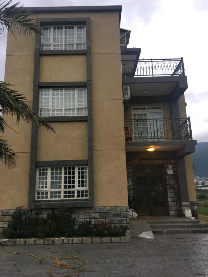Fountain B&B Yilan Extérieur photo